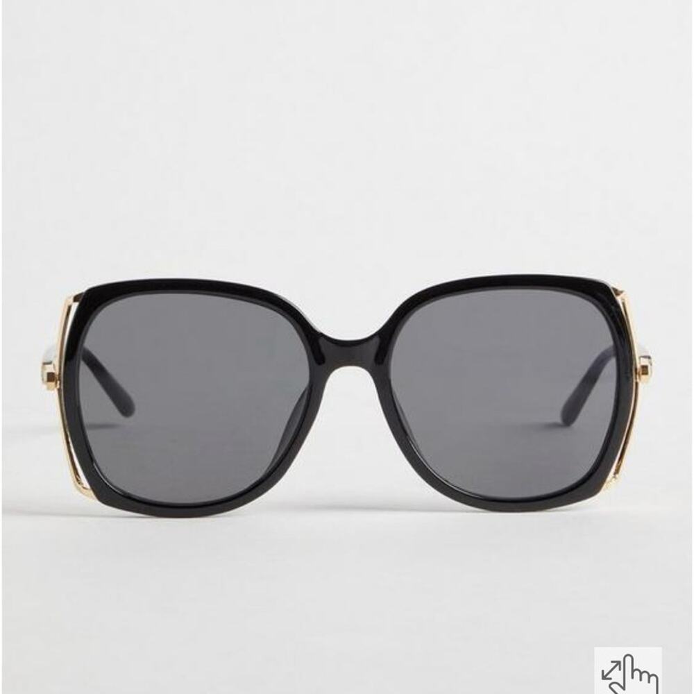 Torrid Black Square Smoke Lens Side Vent Sunglasses Sz.OS NWT